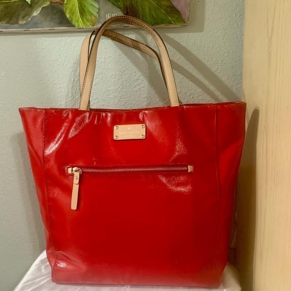 Kate Spade Kerryn Fulton Street Tote patent leather red wkru1704
